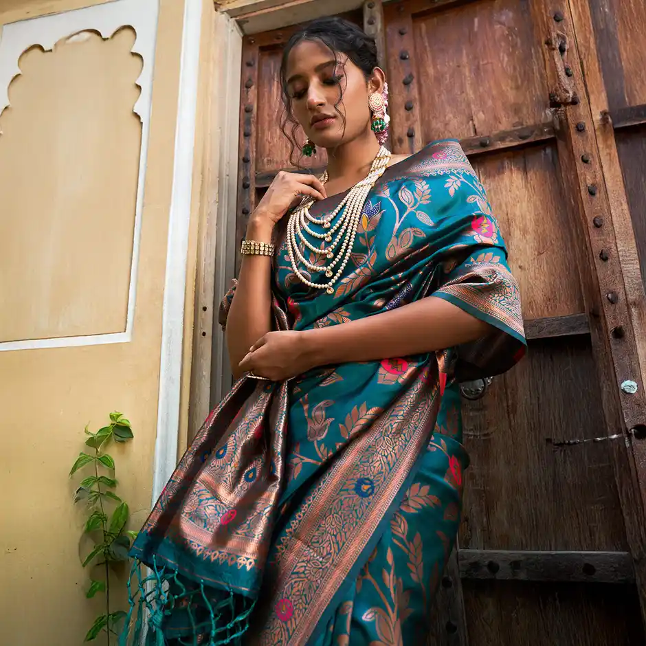 Janasya Women's Banarasi Design Saree with {Unstitched Blouse} - Image 3